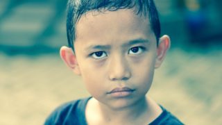 男の子の画像